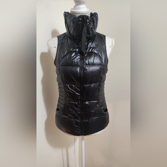 Lululemon Fluffin Awesome Vest - Picture 4 of 9